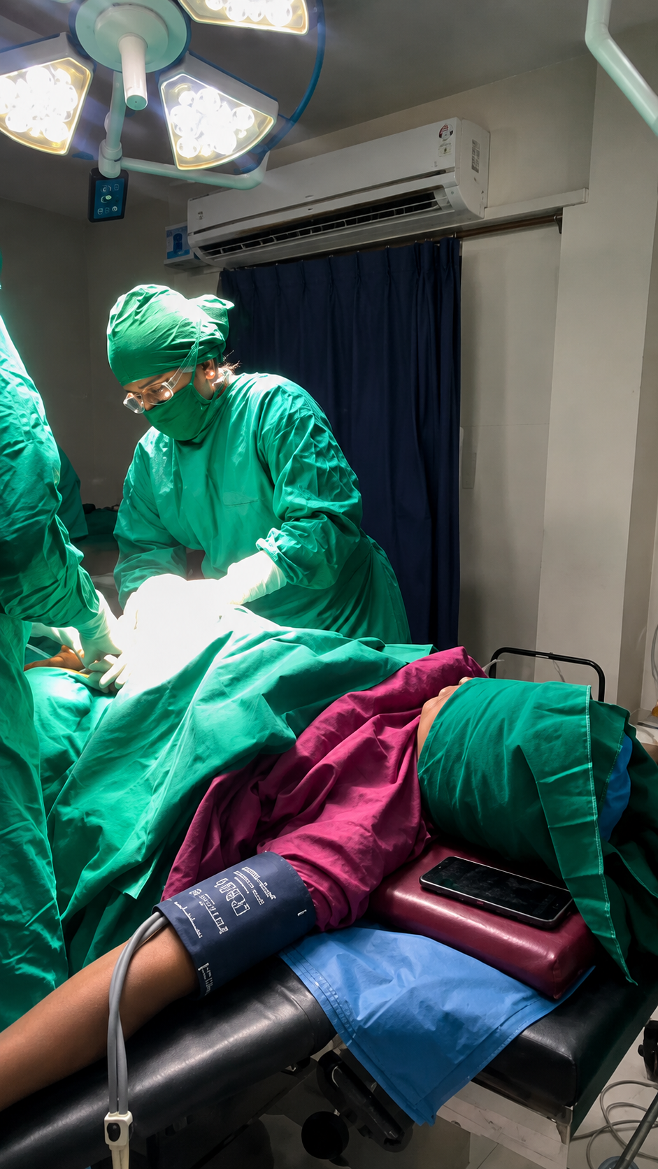 Pregnant woman at high-risk antenatal consultation